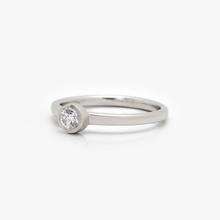 Load image into Gallery viewer, Round Bezel Ring
